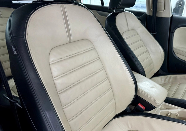 Volkswagen Passat CC cena 26900 przebieg: 261000, rok produkcji 2008 z Dobrzyń nad Wisłą małe 781